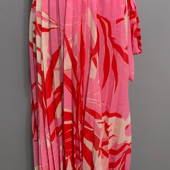 NWT Pink and Red Tropical Print Minidress - Picture 4 of 7